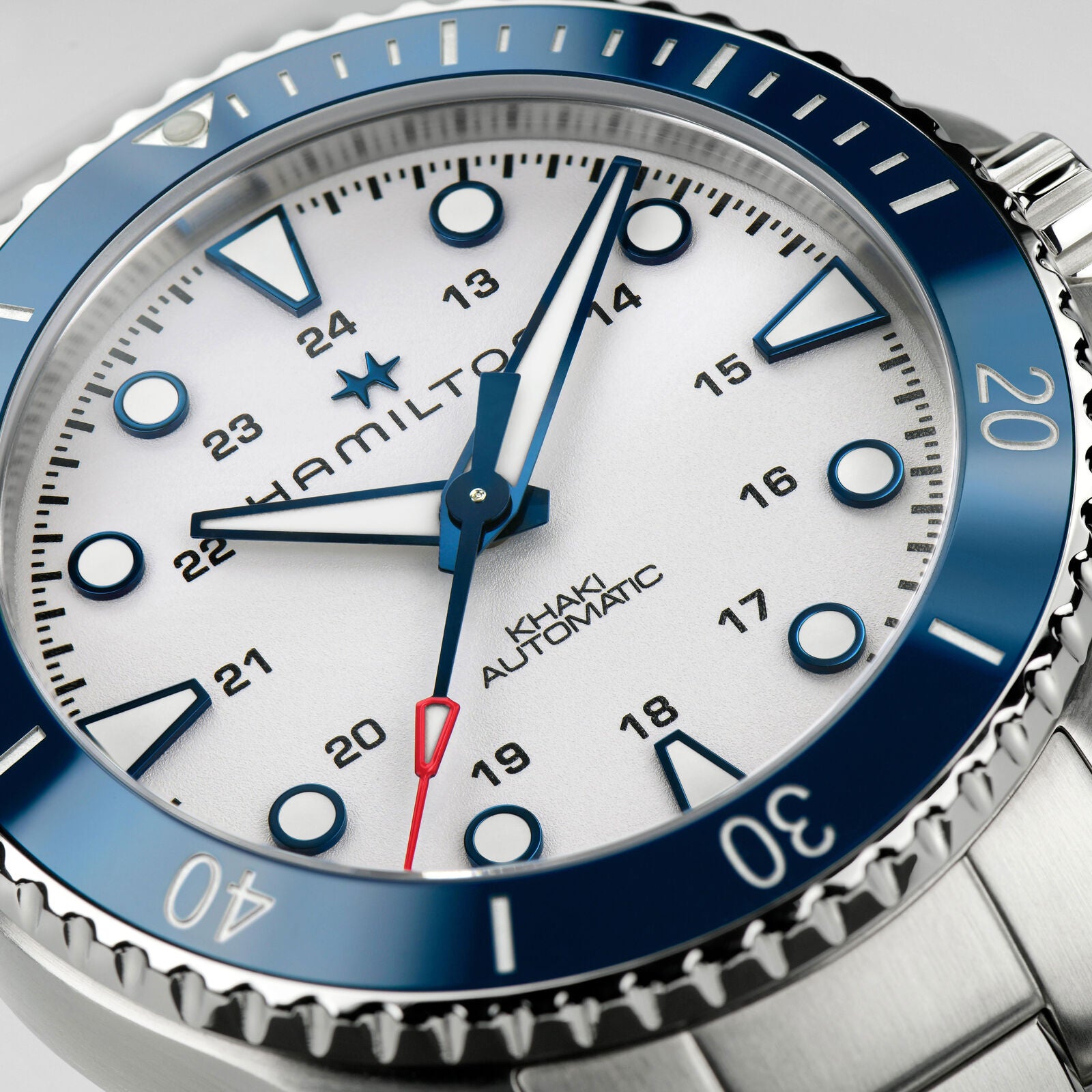 Khaki Navy Scuba Auto Automatic | 43mm | H82505150