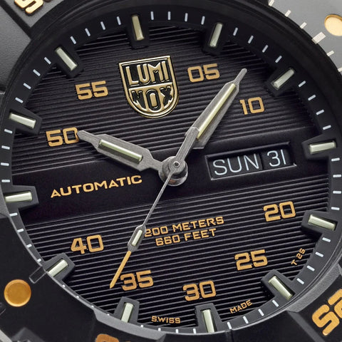 New Limited Edition Master Carbon SEAL Automatic Dive Watch, 45 mm, Limited Edition SKU: XS.3865.GOLD